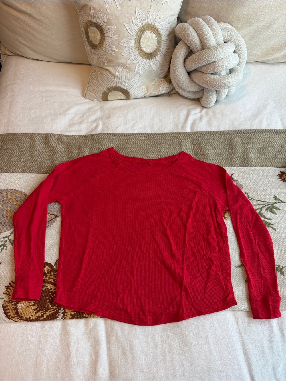 Women’s Red Long-Sleeve Crewneck Top